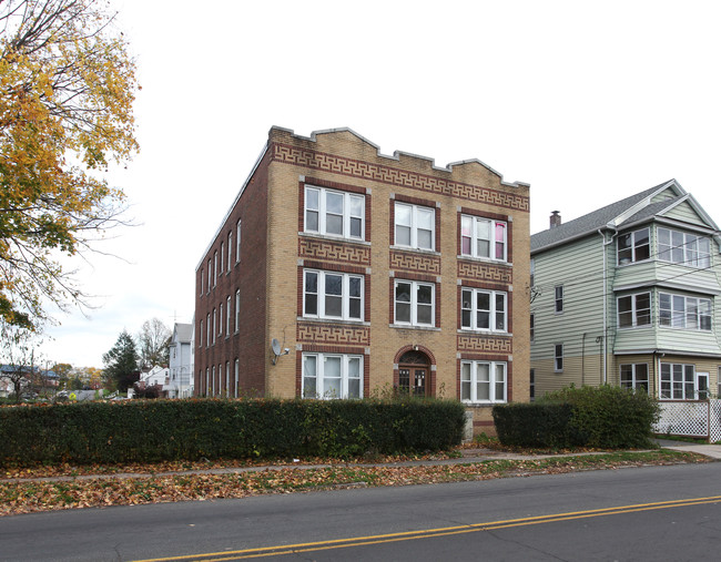 415-417 East St in New Britain, CT - Building Photo - Building Photo