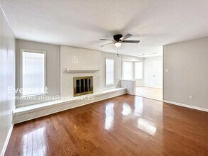 5697 Tulip Tree Dr in Memphis, TN - Building Photo - Building Photo