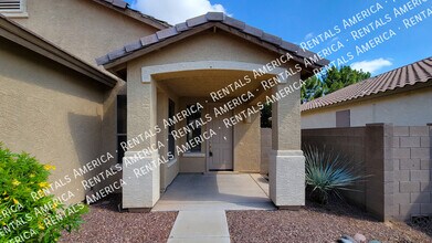 12512 W Glenrosa Dr in Litchfield Park, AZ - Building Photo - Building Photo