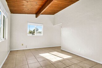 4414-4416 Clairemont Mesa Blvd in San Diego, CA - Building Photo - Building Photo
