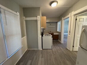 328 S Prospect St in Rockford, IL - Building Photo - Building Photo