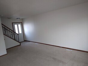 1448 Breckinridge Ct in Ames, IA - Building Photo - Building Photo