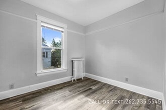 314 10th St-Unit -7 in Racine, WI - Building Photo - Building Photo