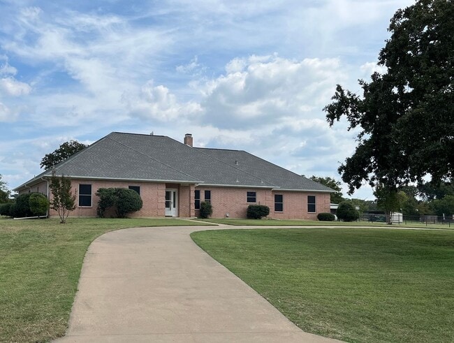 4763 Red Oak Cir in Aubrey, TX - Building Photo - Building Photo