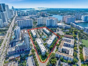 17570 Atlantic Blvd, Unit 508 in Sunny Isles Beach, FL - Building Photo - Building Photo