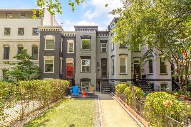 property at 1632 New Jersey Ave NW