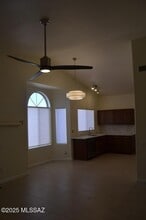 942 S Suncove Dr in Tucson, AZ - Building Photo - Building Photo