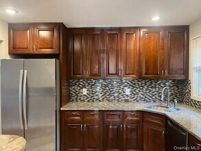 152-44 12th Ave in Queens, NY - Building Photo - Building Photo