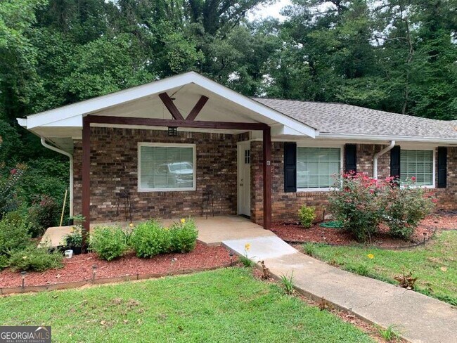 property at 152 Fields Landing Dr