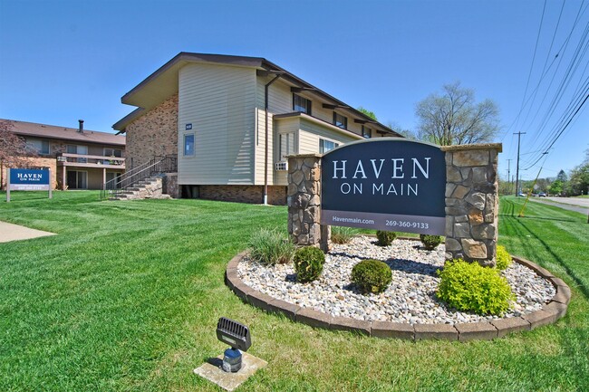 Haven on Main in Kalamazoo, MI - Building Photo - Building Photo