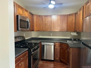 18 Summit St in Nyack, NY - Building Photo - Building Photo