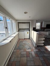 18 Grove St in Lynn, MA - Building Photo - Building Photo