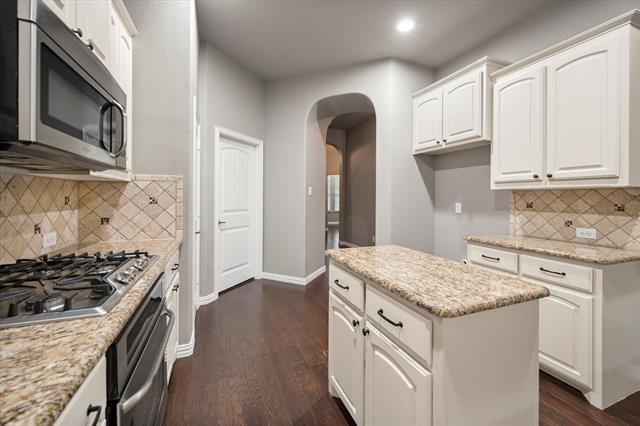 property at 125 Mineral Point Dr