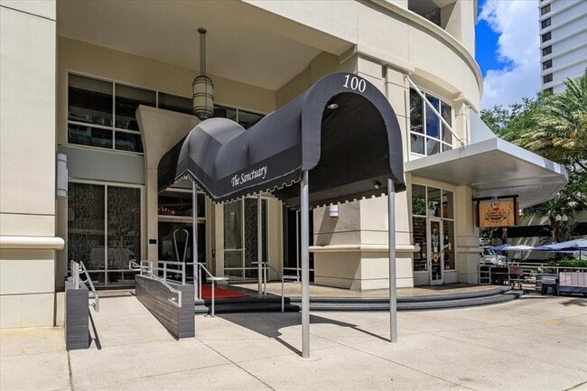 100 S Eola Dr in Orlando, FL - Building Photo - Building Photo