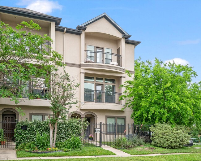 1409 Rosedale St in Houston, TX - Building Photo - Building Photo