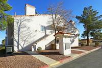 Sea Fox Apartments in Las Vegas, NV - Building Photo - Building Photo