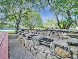 9451 Live Oak Pl in Davie, FL - Building Photo