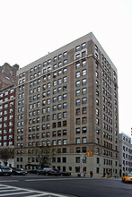 320 West End Ave in New York, NY - Building Photo - Building Photo