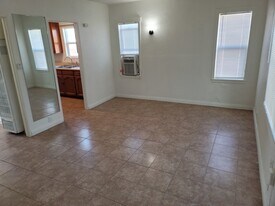 5521 Hastings St, Unit 5521 in East Los Angeles, CA - Building Photo