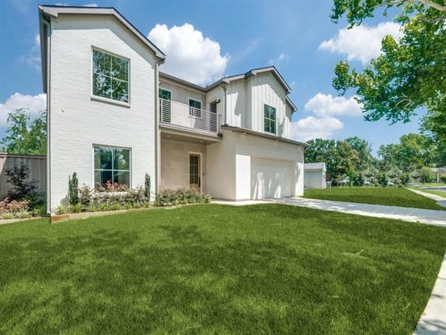 property at 3911 Hawick Ln