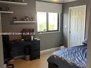 10211 Fontainebleau Blvd, Unit 204 in Miami, FL - Building Photo - Building Photo