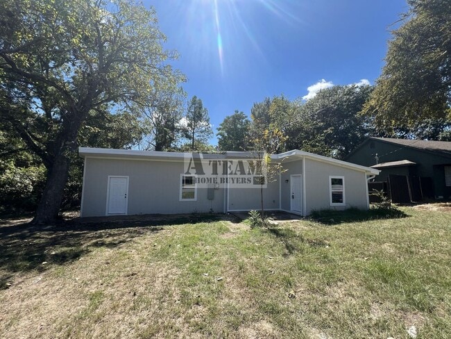 120 Whispering Oaks Trail in Mabank, TX - Building Photo - Building Photo