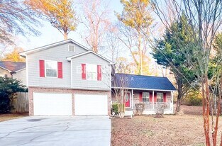 5222 Biffle Rd in Stone Mountain, GA - Building Photo