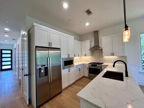 4010 Clawson Rd in Austin, TX - Building Photo - Building Photo