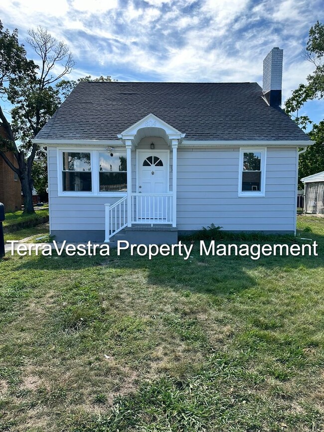 property at 804 N 6th St
