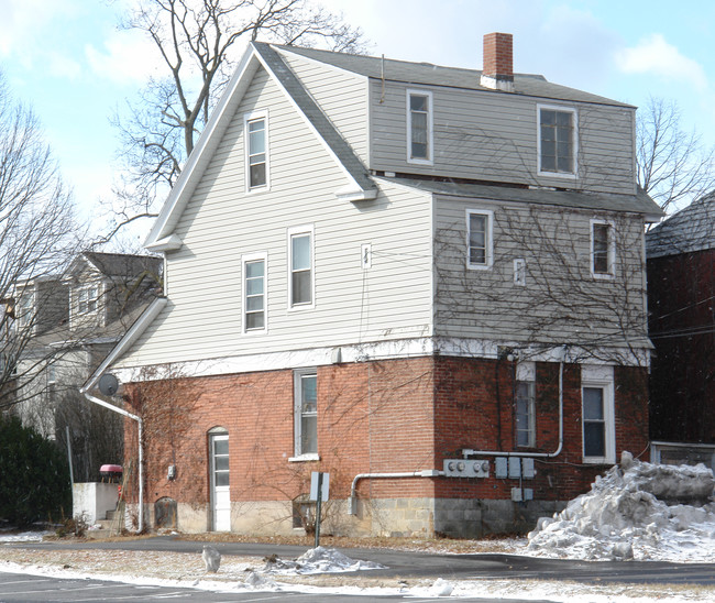 133 N Barnard St in State College, PA - Building Photo - Building Photo