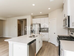 802 Treeline Rd in Moore, SC - Building Photo - Building Photo