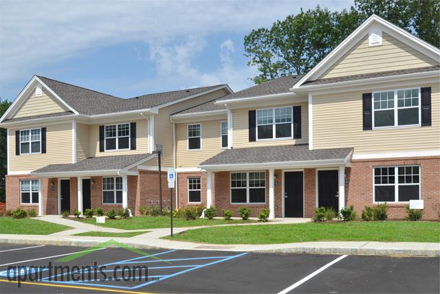 Windsor Crescent in Jackson, NJ - Foto de edificio - Building Photo