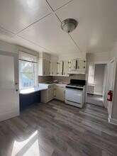 401 Lafayette Ave, Unit Apartment 3 in Trenton, NJ - Building Photo - Building Photo