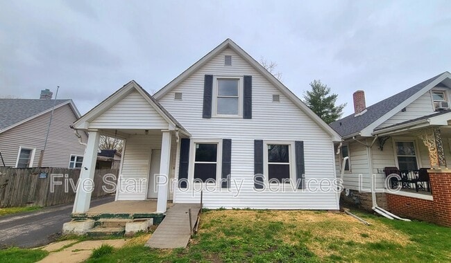 property at 930 N 11th St