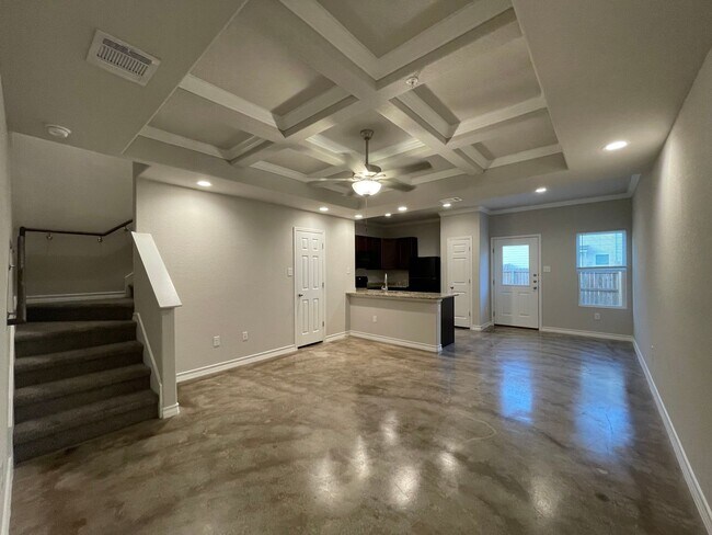 16914 Showdown Path in Selma, TX - Building Photo - Building Photo