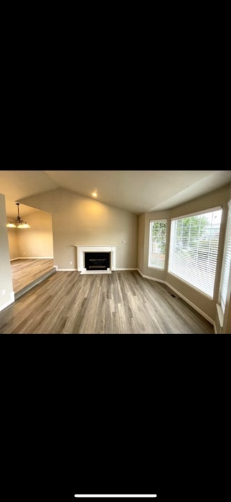 7179 De Palma St in Downey, CA - Foto de edificio