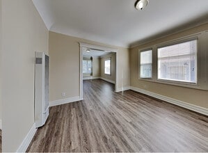 655 Waverly Dr in Elgin, IL - Building Photo - Building Photo