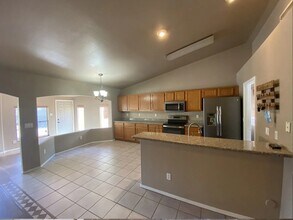 1465 E Ironwood Dr in Chandler, AZ - Building Photo - Building Photo