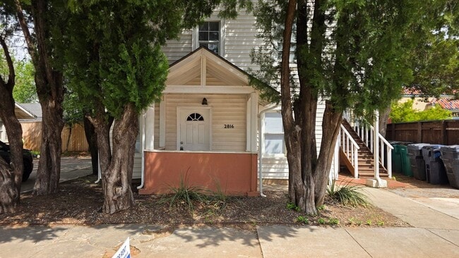 property at 2816 N Walker Ave