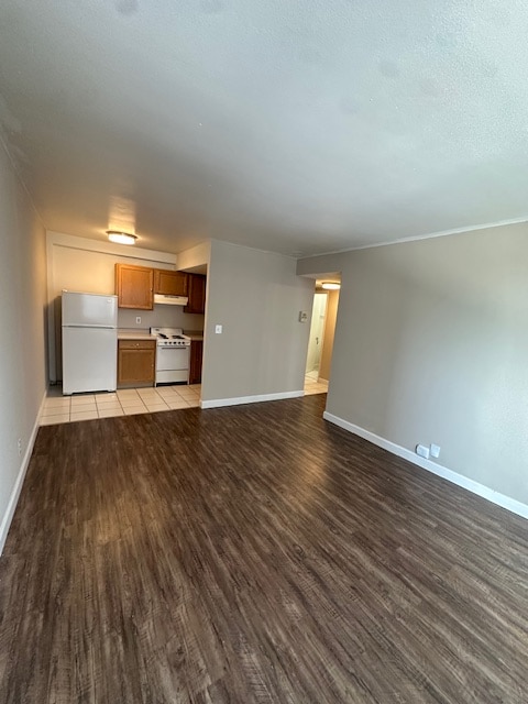 property at 1646 N Prospect Ave