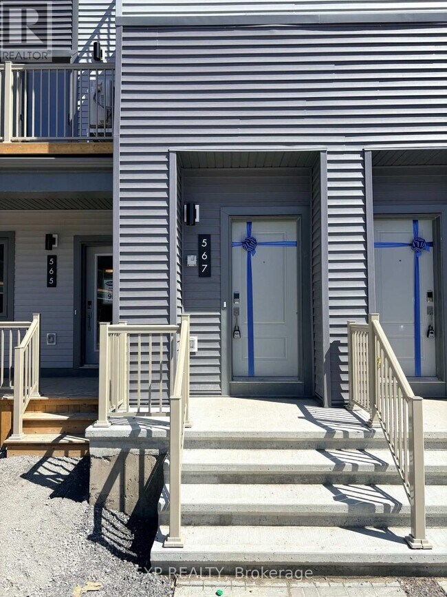 567 Celestine Private in Ottawa, ON - Building Photo - Building Photo