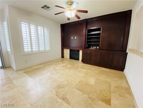373 Blue Tee Ct in Las Vegas, NV - Building Photo - Building Photo