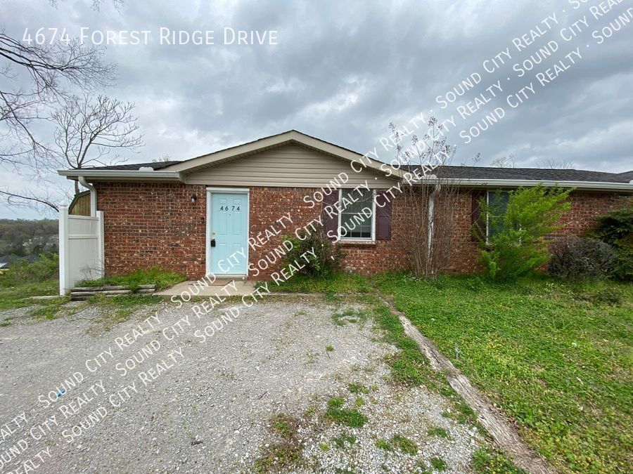 4674 Forest Ridge Dr in Nashville, TN - Building Photo