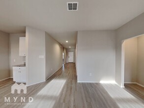 712 Rdg Vw Dr, Unit 4009 in Seguin, TX - Building Photo - Building Photo