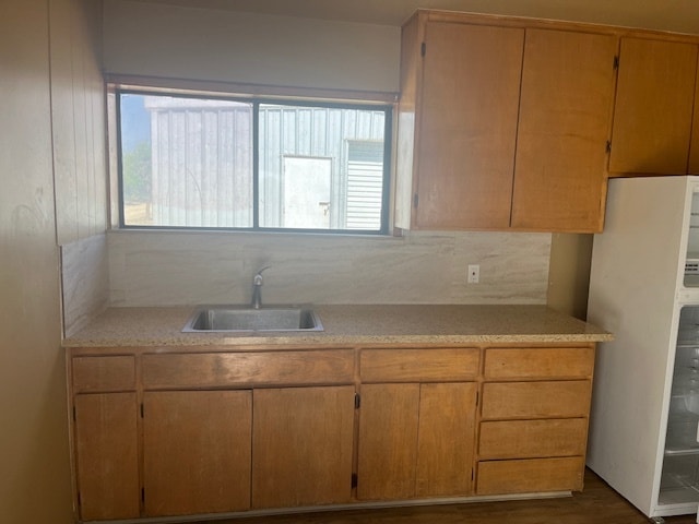 15287 W Belmont Ave, Unit APT A in Kerman, CA - Building Photo - Building Photo