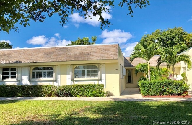 property at 16924 SW 112th Ct