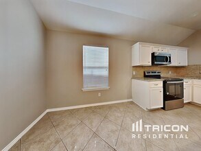 12723 Whistling Springs Dr in Humble, TX - Building Photo - Building Photo