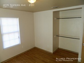 405 Sisters Ave in Springdale, AR - Building Photo - Building Photo