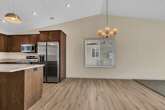 4349 32nd St S in St. Cloud, MN - Building Photo - Building Photo