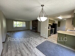 9514 N Howard St in Spokane, WA - Foto de edificio - Building Photo